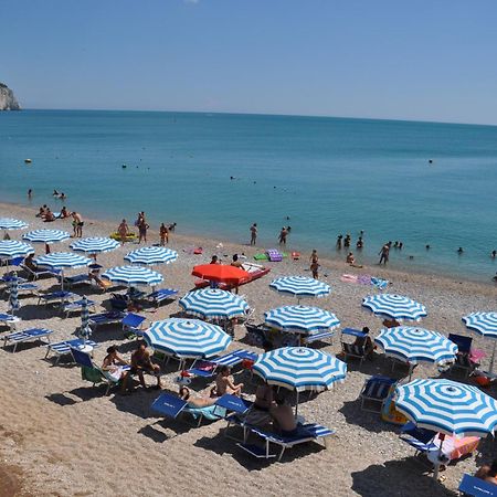 Mattinata Camping Екстер'єр фото
