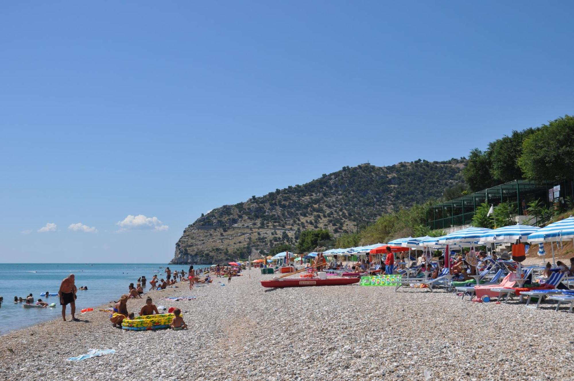 Mattinata Camping Екстер'єр фото