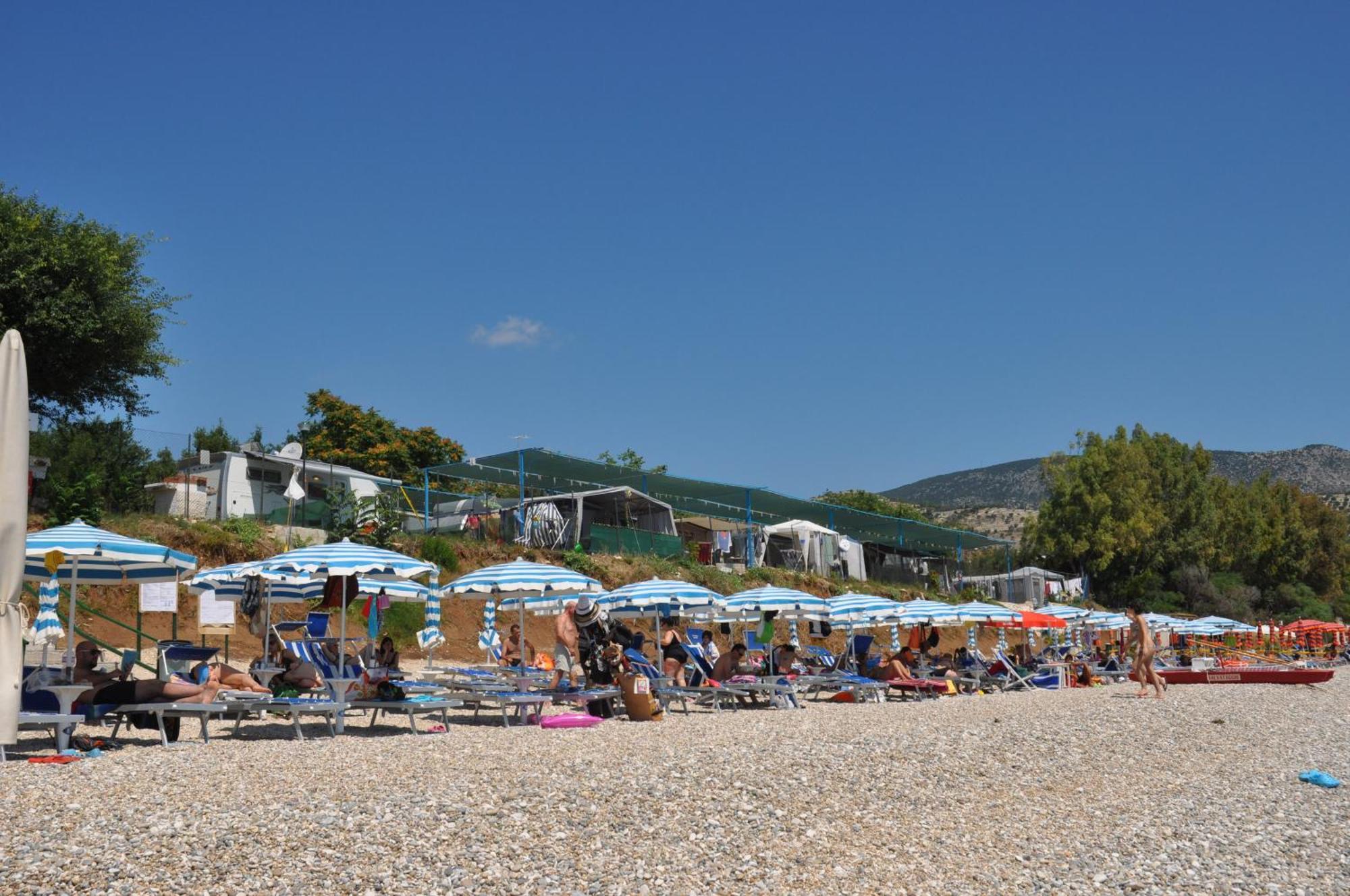 Mattinata Camping Екстер'єр фото